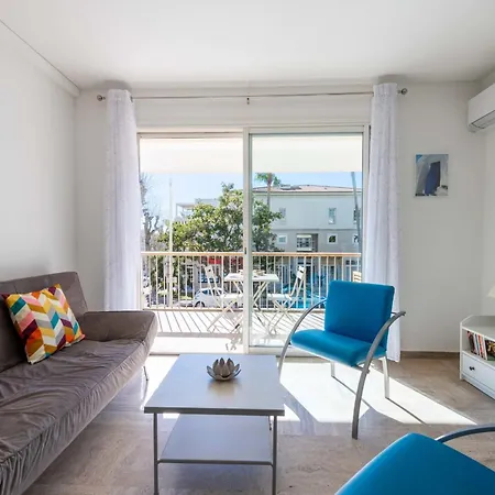 Apartmán 2-br With Terrace Near Centre