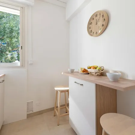2-br With Terrace Near Centre Apartment